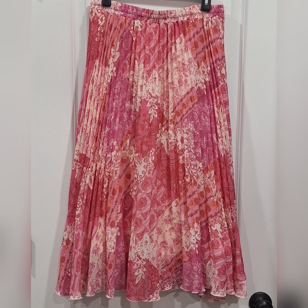 Pleated Colorful Maxi Skirt